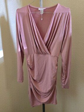 Capella V-Neck Long Sleeve Pullover Dress